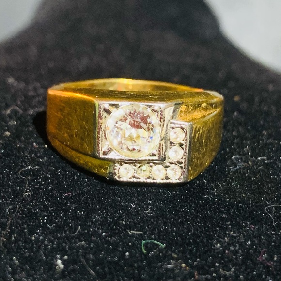 Men’s size 10 electroplated 18 k gold electroplated ring. - Picture 5 of 8